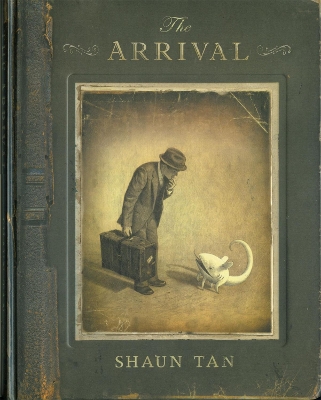 THE ARRIVAL  HC - SHAUN TAN