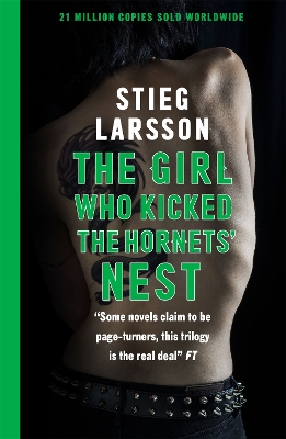 THE GIRL WHO KICKED THE HORNETS NEST  PB - STIEG LARSSON