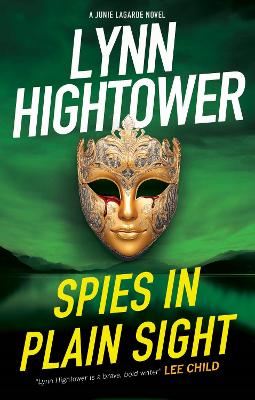 SPIES IN PLAIN SIGHT PB - LYNN HIGHTOWER